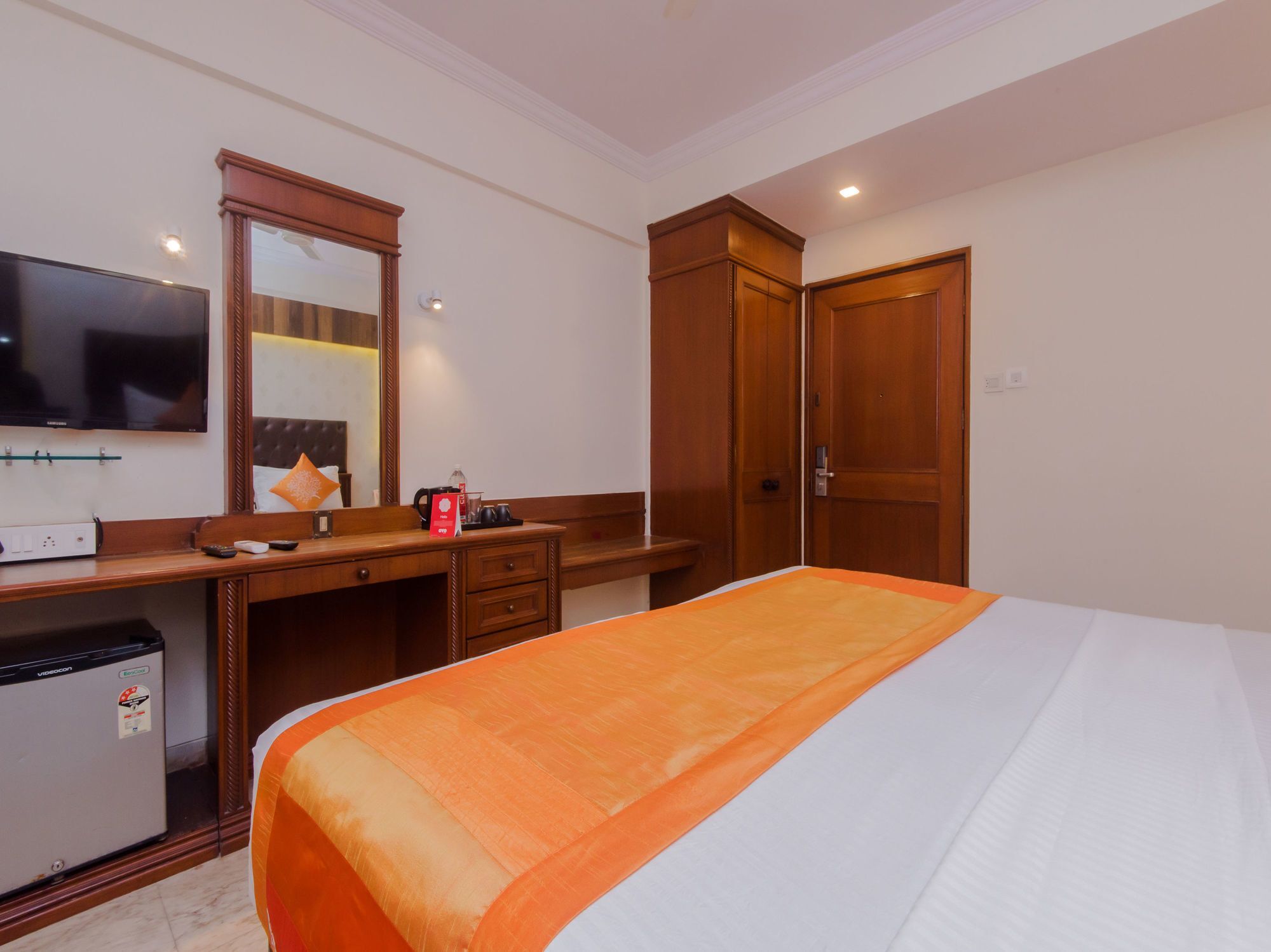 Oyo 10354 Shantidoot Hotel 2*