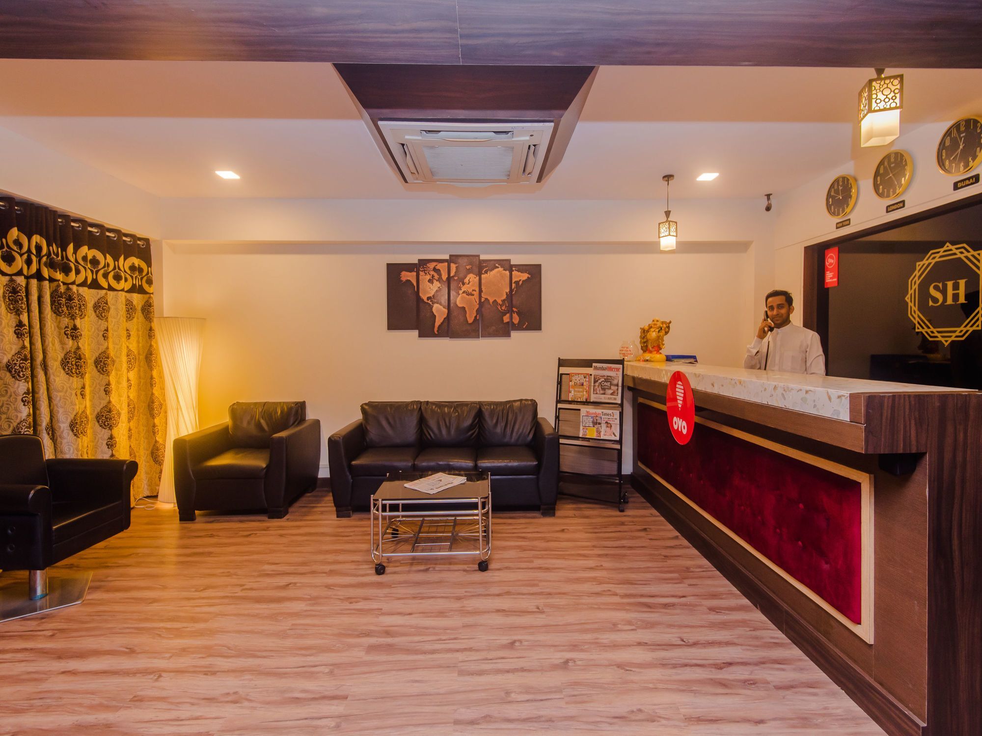 Hotel Oyo 10354 Shantidoot 2*