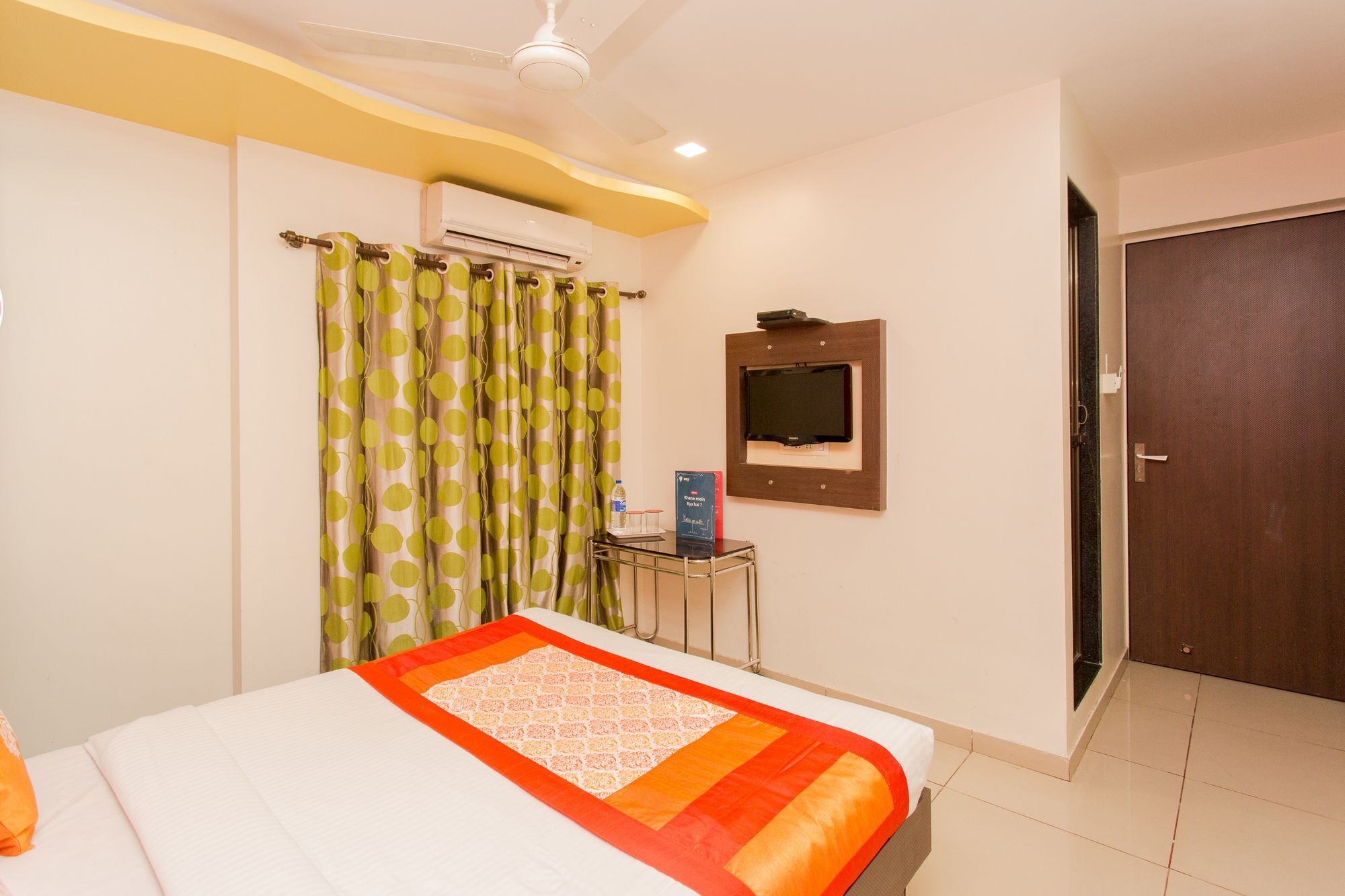 Oyo 565 Sakinaka 90 Ft Road 3* Mumbai