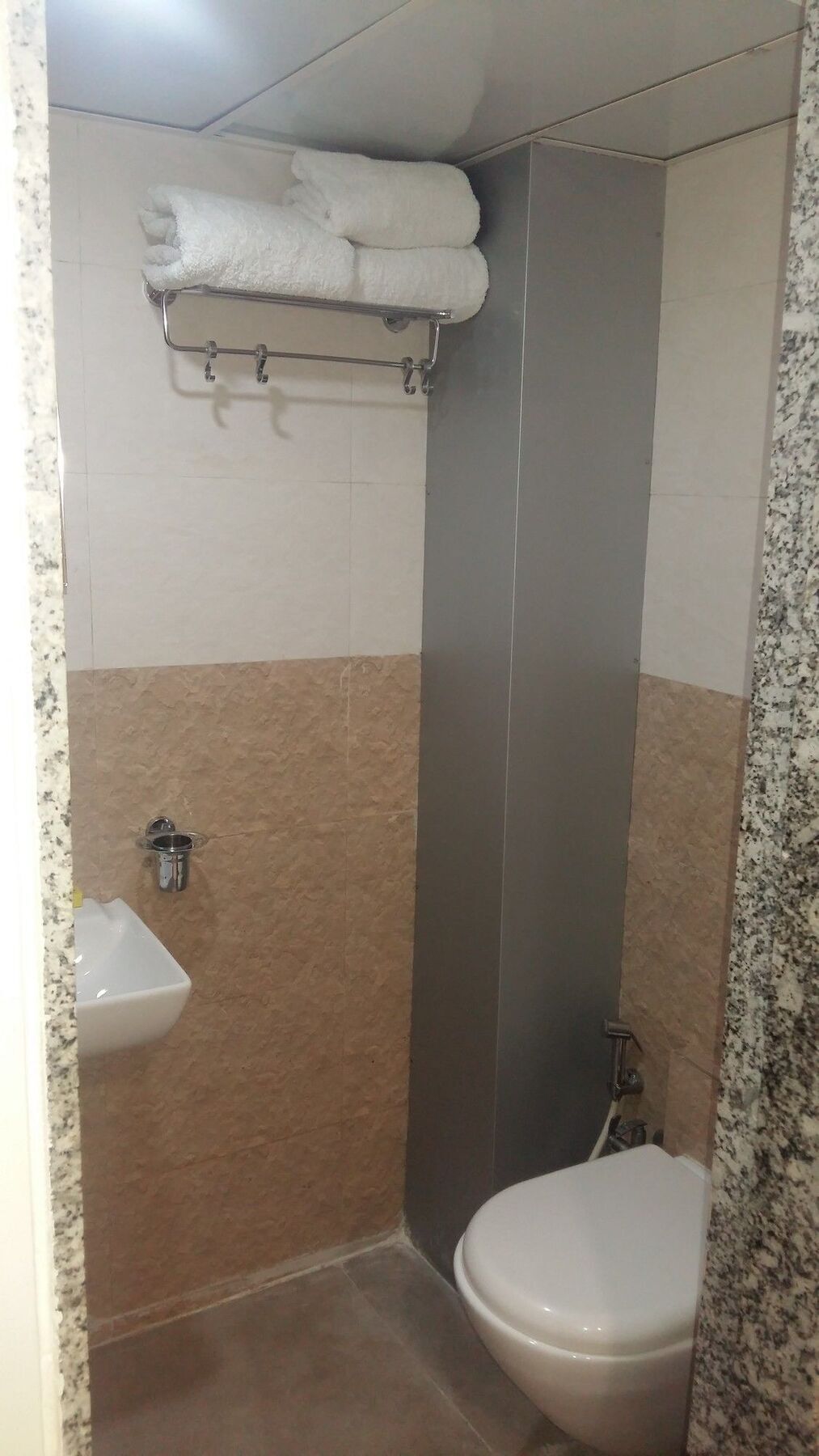 Address 3* Mumbai