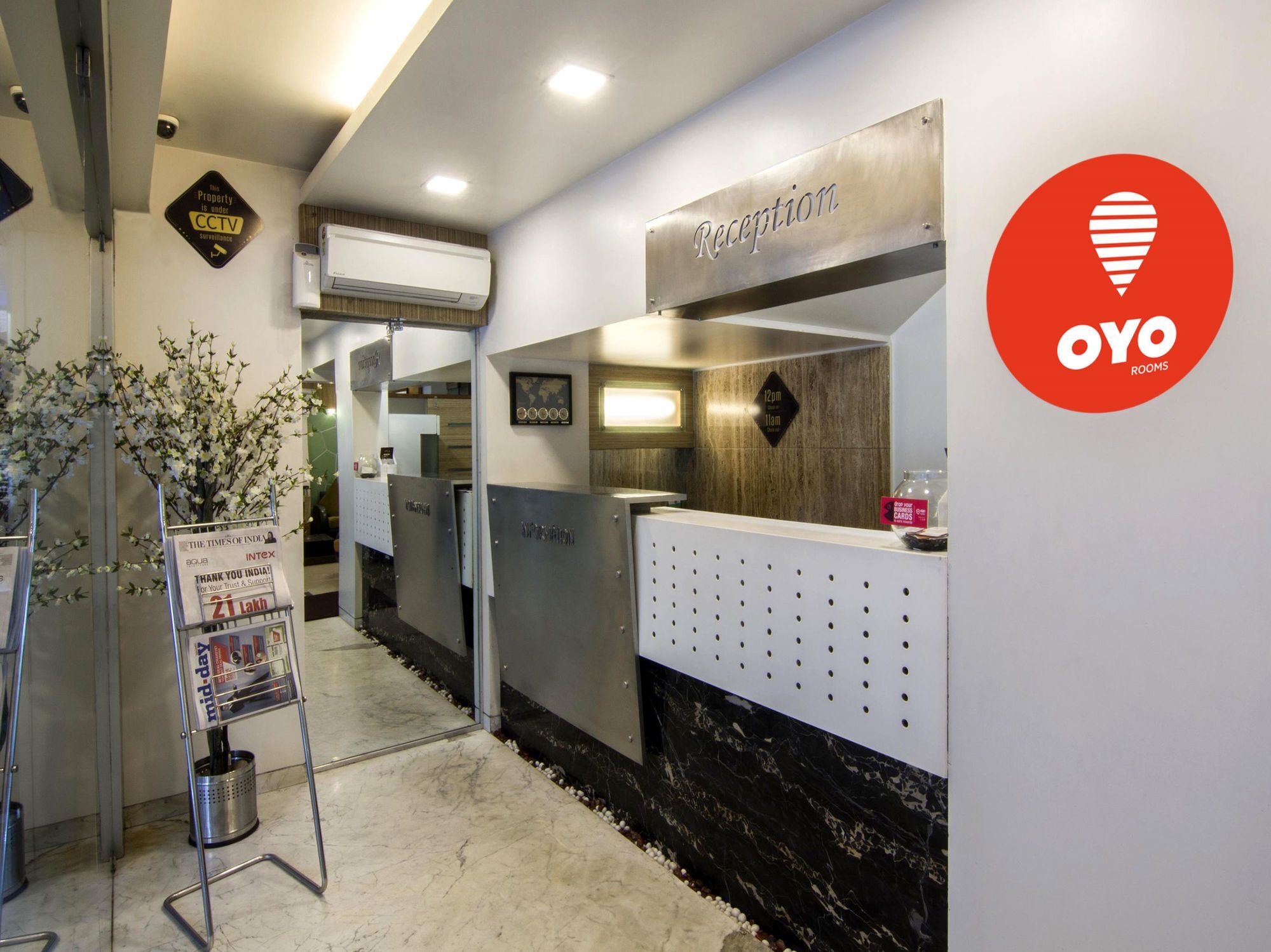 Oyo Premium 091 Parle East Mumbai