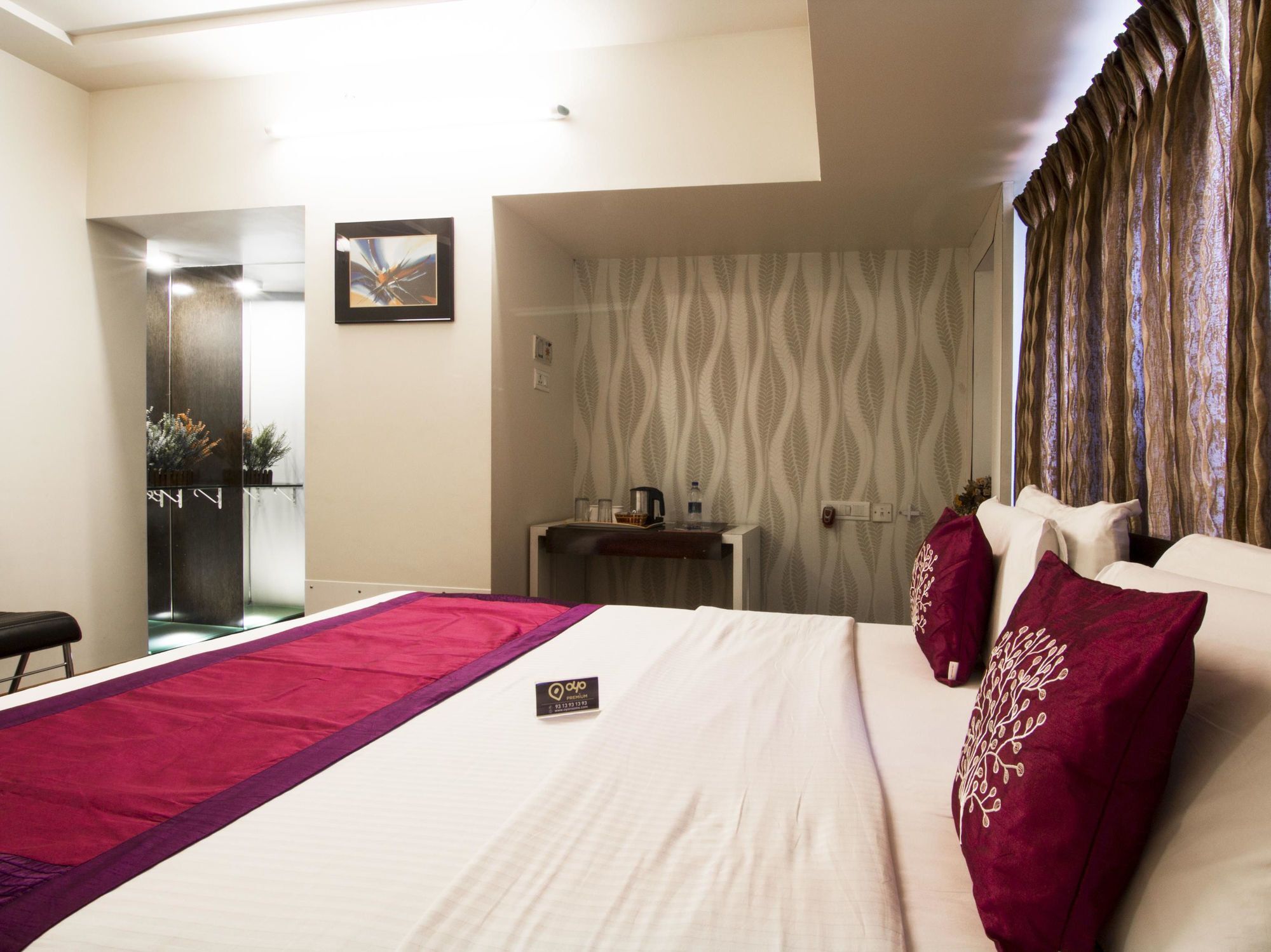 Oyo Premium 091 Parle East Hotel Mumbai