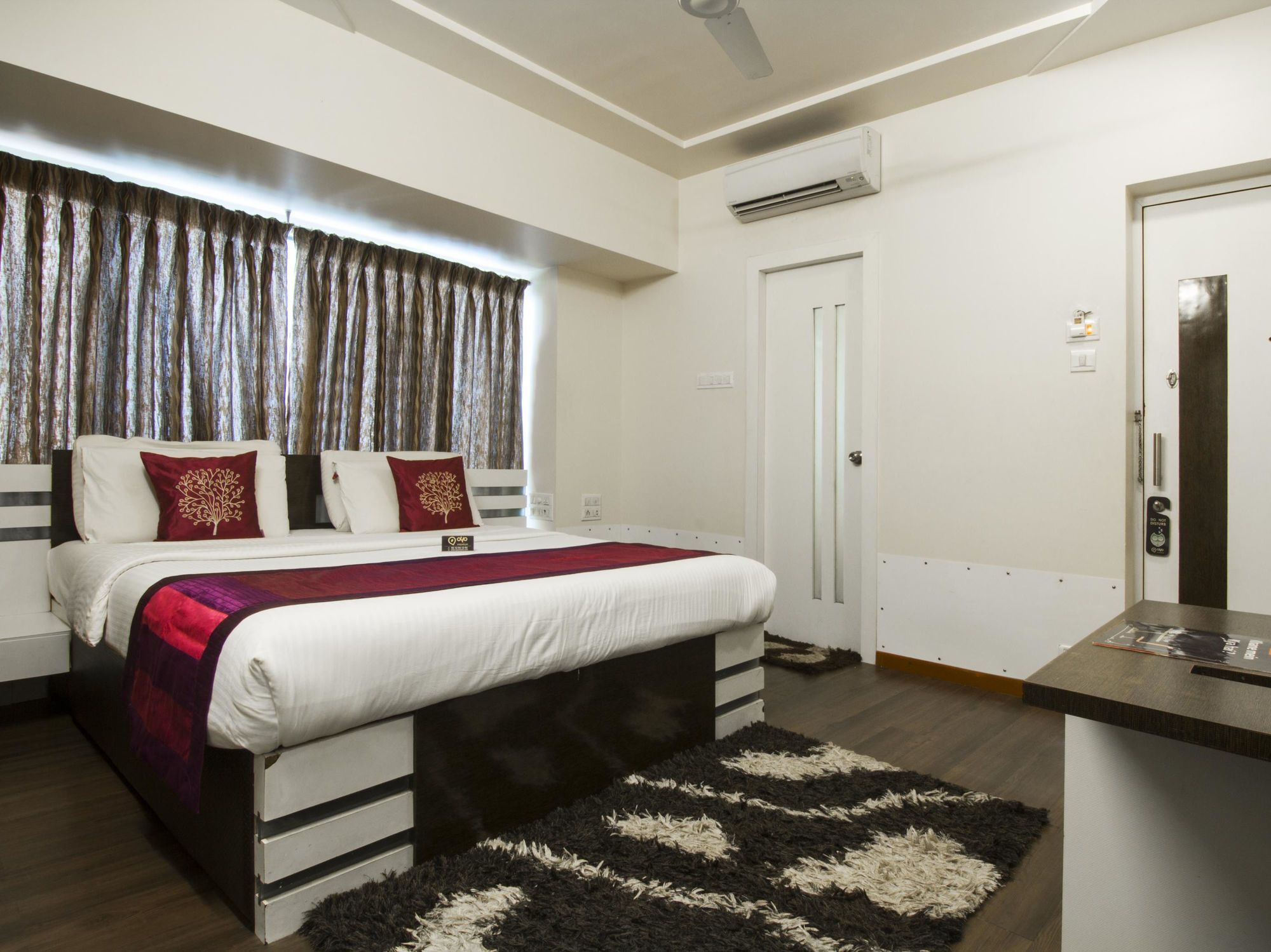 Oyo Premium 091 Parle East 3* Mumbai