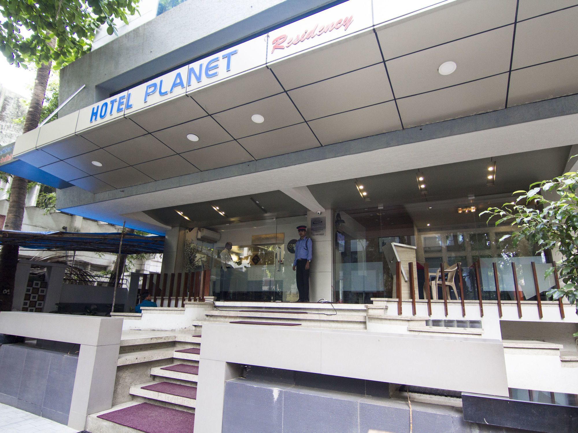Oyo Premium 091 Parle East Hotel 3*