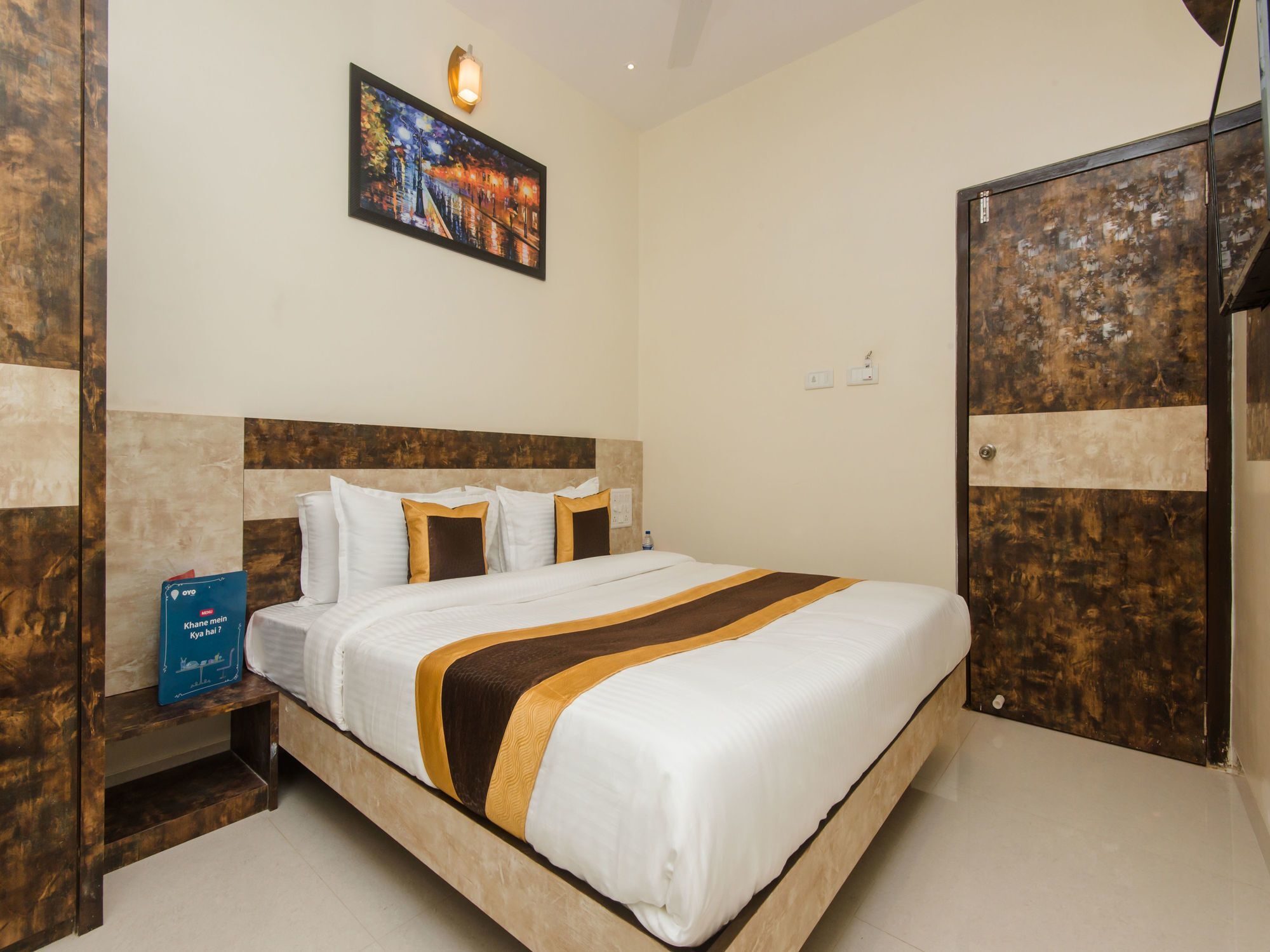 Fabexpress Embassy Grand - Nr Bkc Hotel