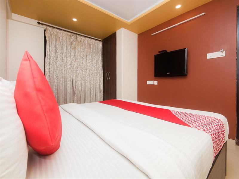 Oyo 16077 Panchvati Residency 2*