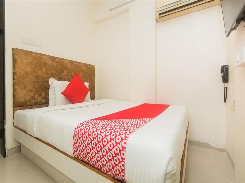 Oyo 16077 Panchvati Residency