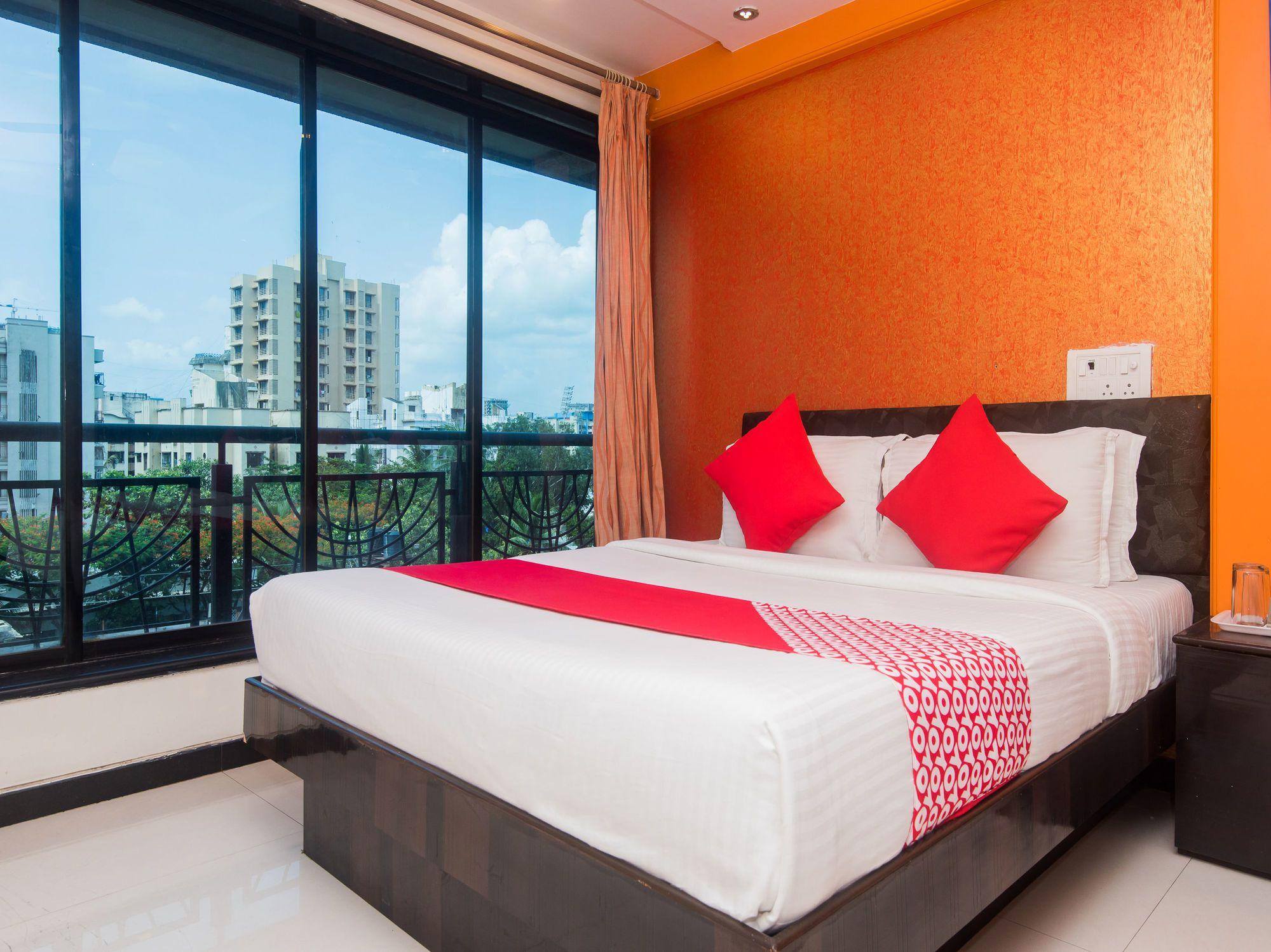 Hotel Oyo 16077 Panchvati Residency