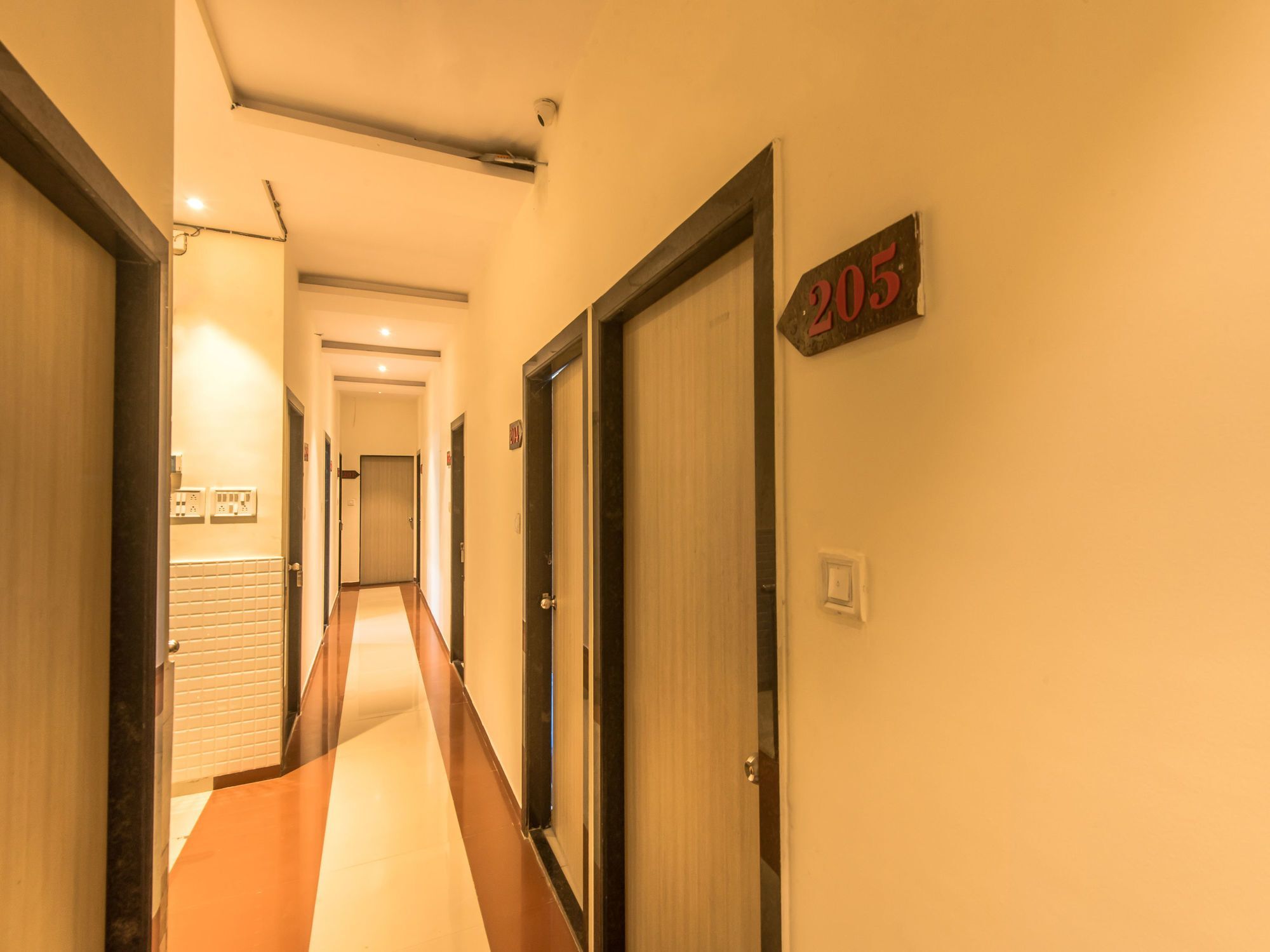Oyo 845 Kailash Park Hotel