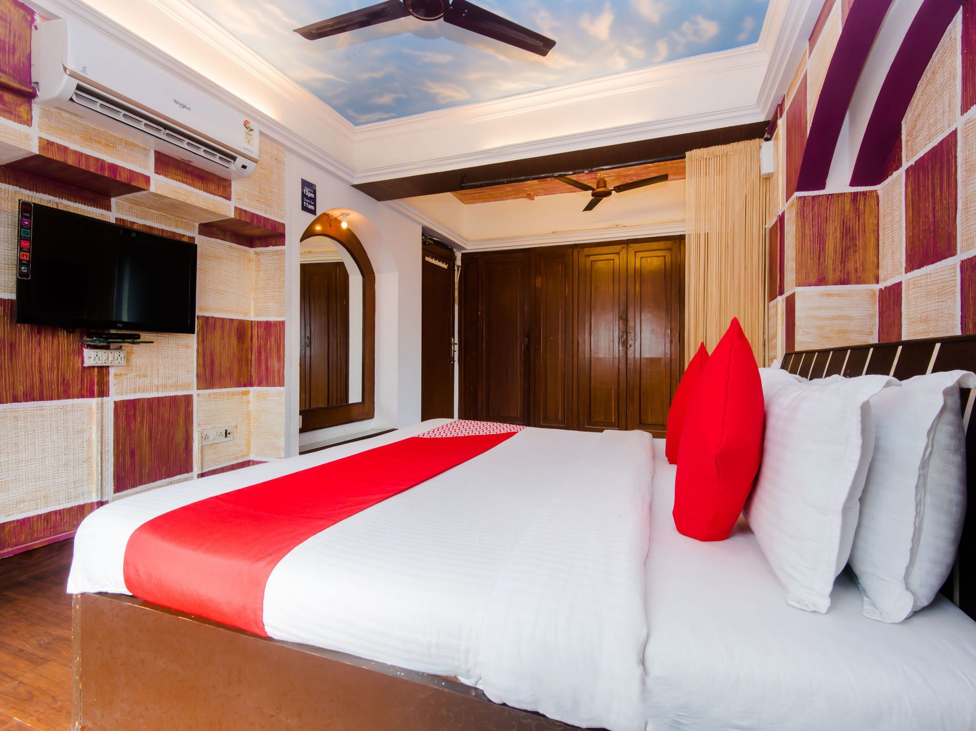 Hotel Oyo 11879 Ashu Bini Hospitality Pvt Ltd- Kalptaru