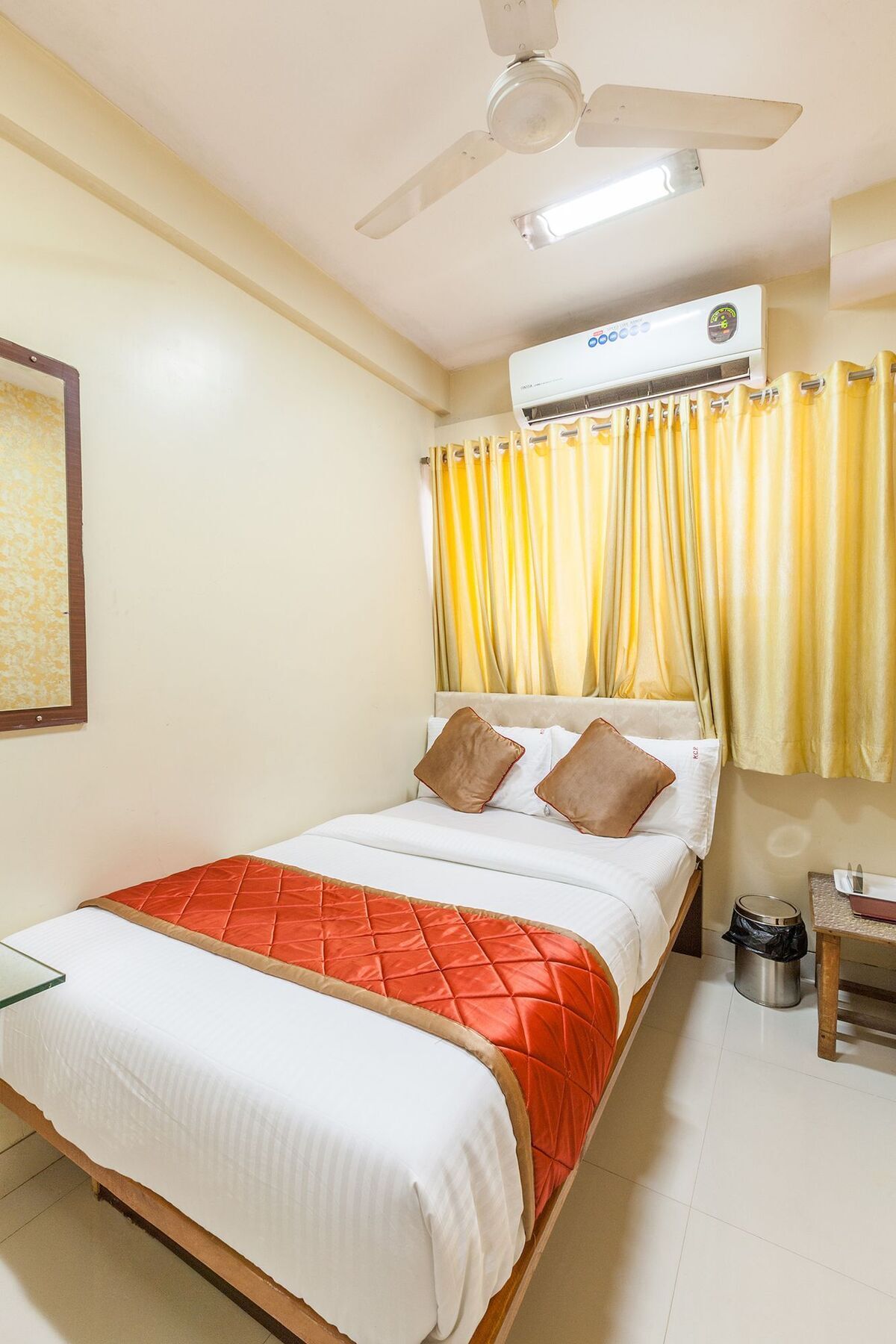 Hotel Kc Palace *