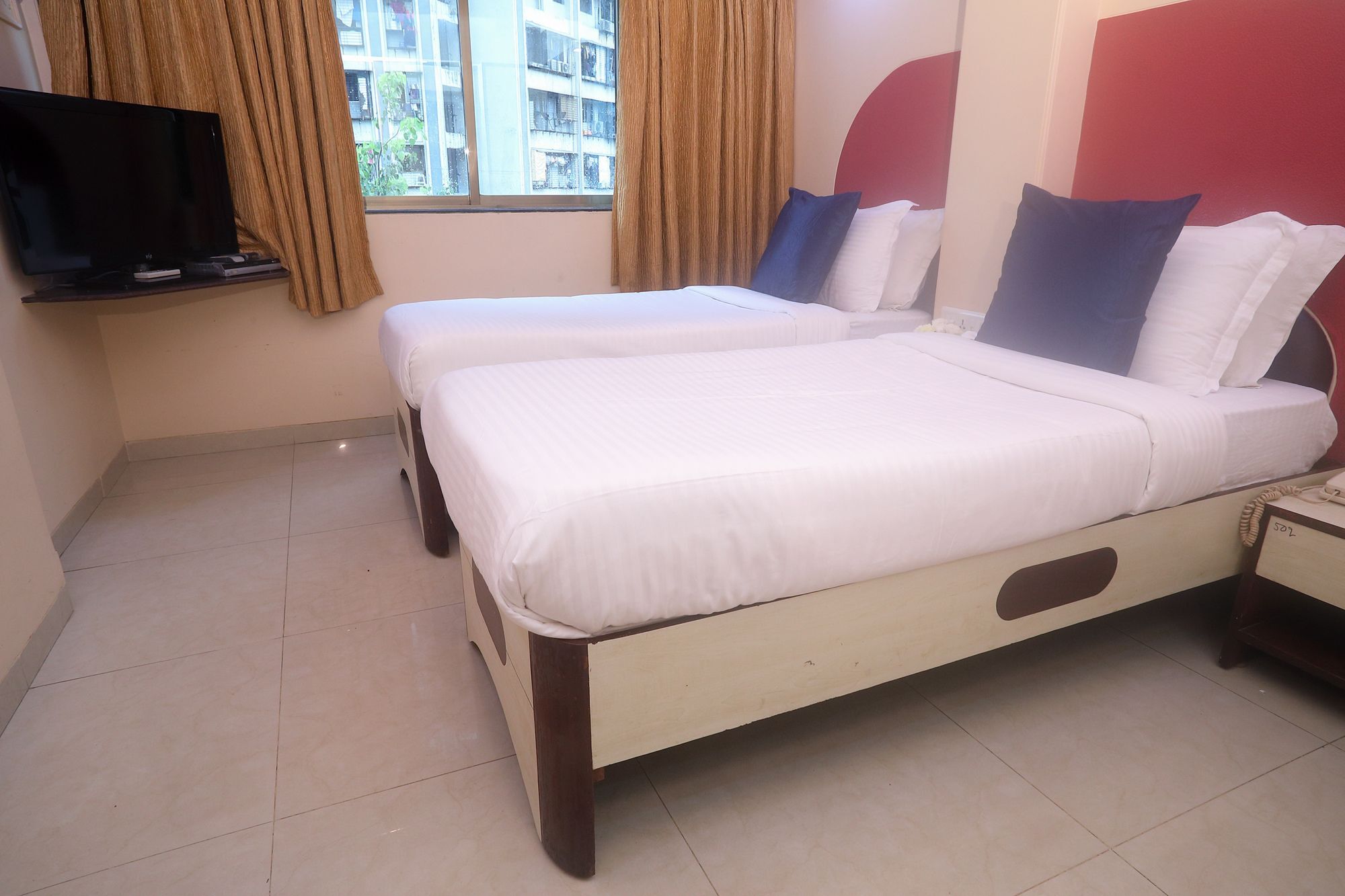 Hotel Oyo 569 Station