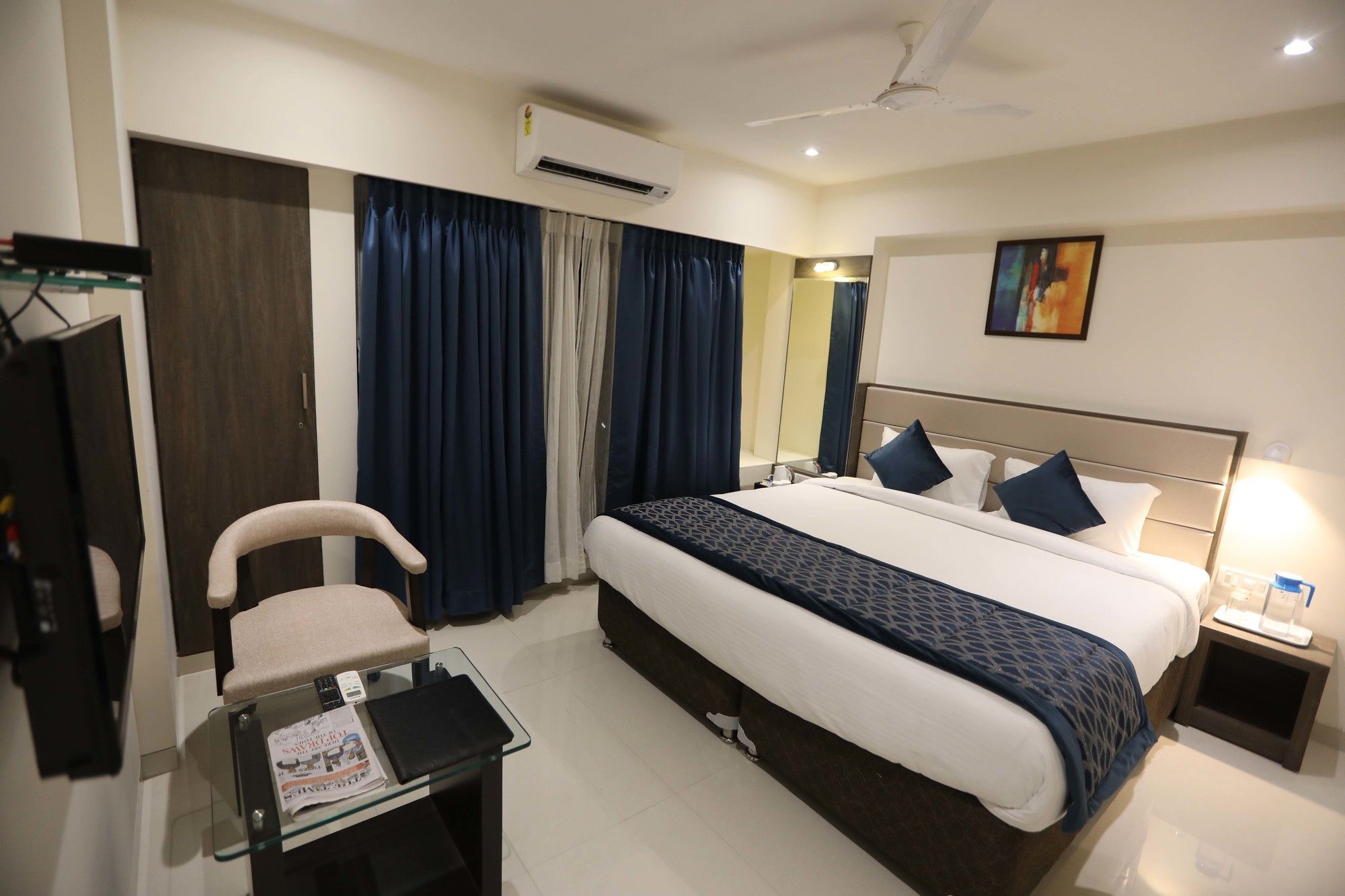 Hotel Ontime Residency And Bombaim