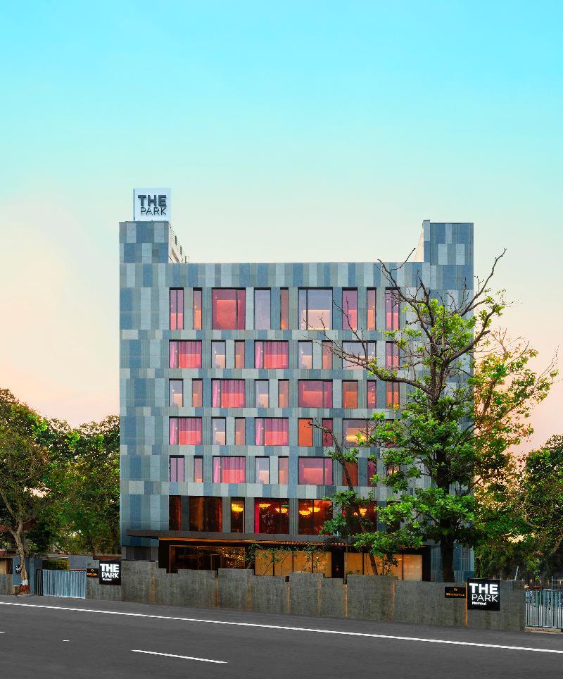 The Park Juhu 4*