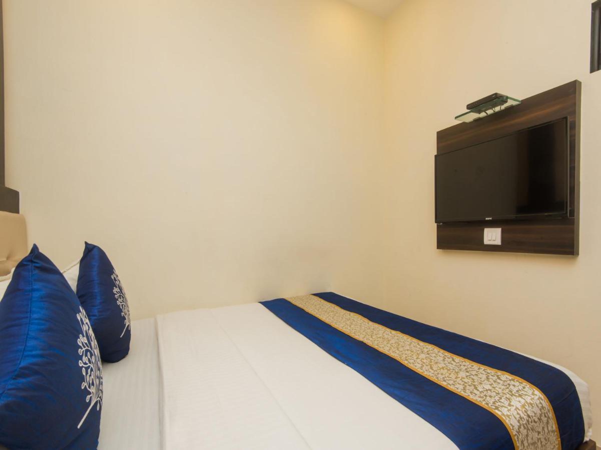 Golden Galaxy Hotel Mumbai