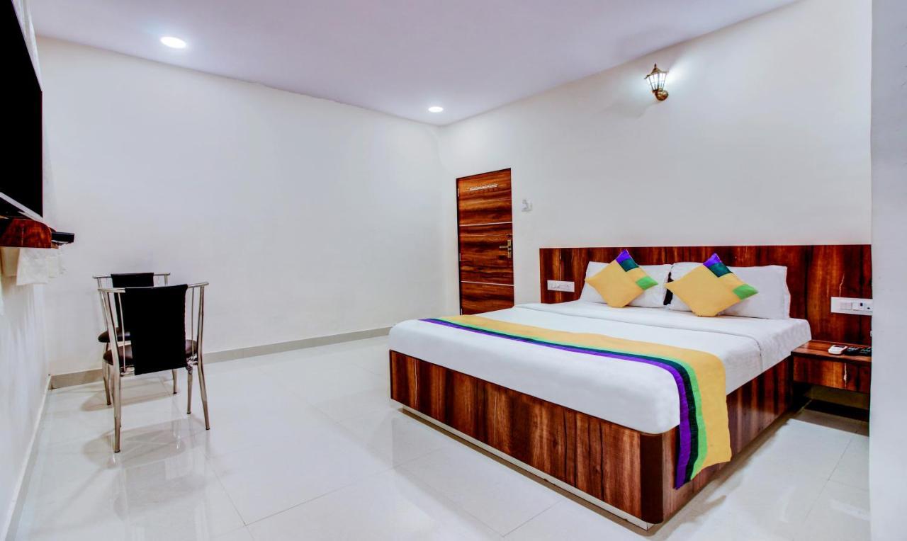 Hotel Treebo Trip Vijay