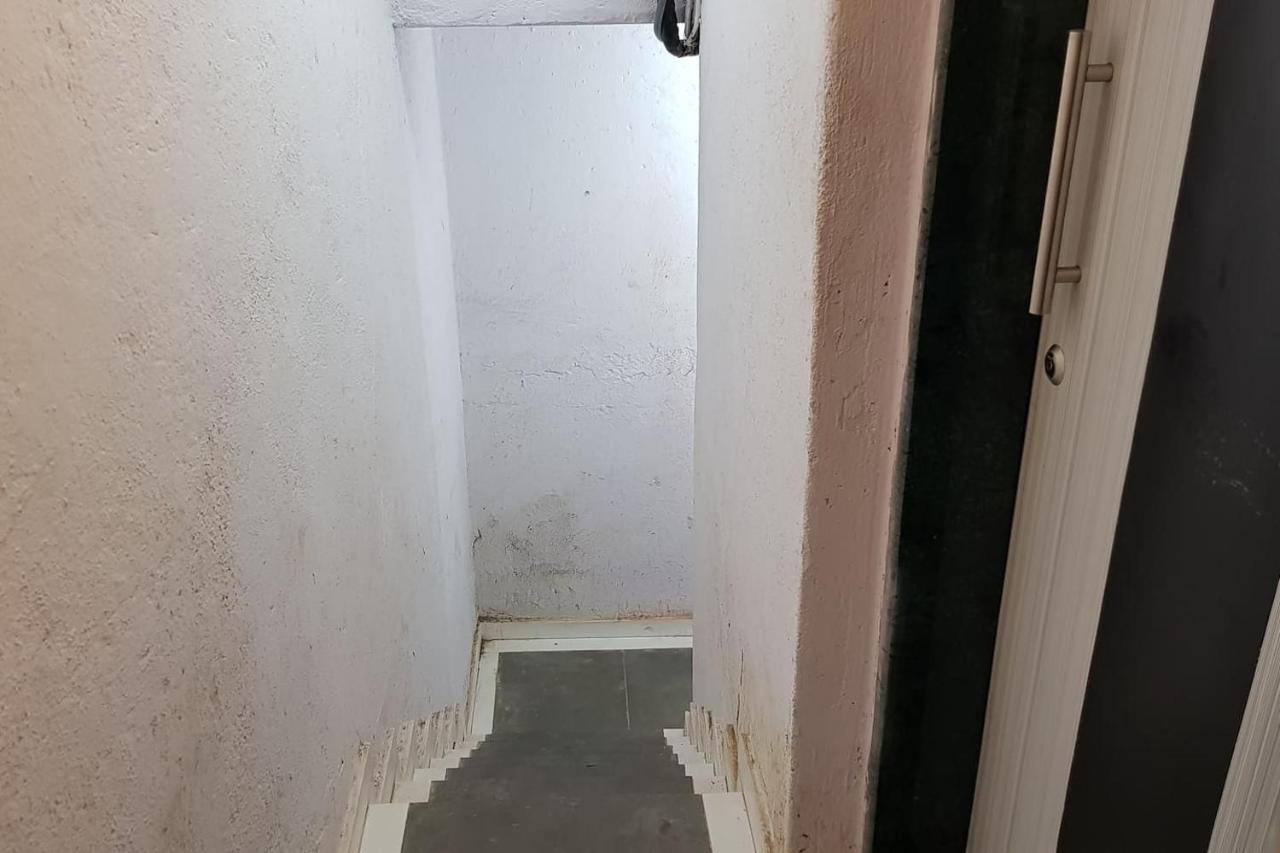 Apartment Osi Sahar Andheri East Mumbai