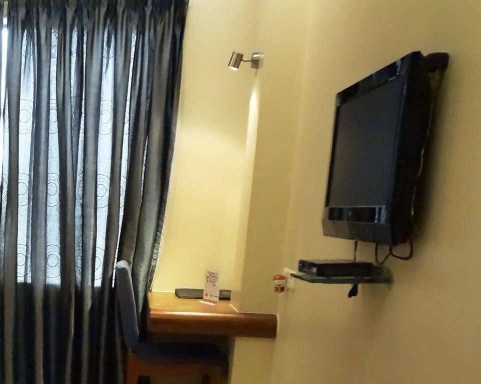 Acomodação com café da manhã  Jewel Of Chembur 3*