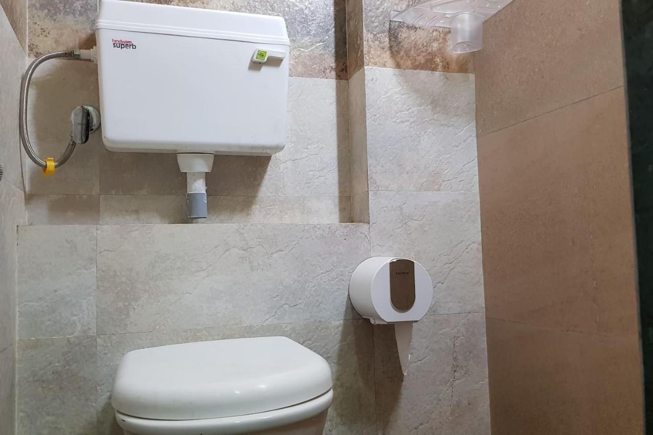 Osi Sahar Andheri East Apartment