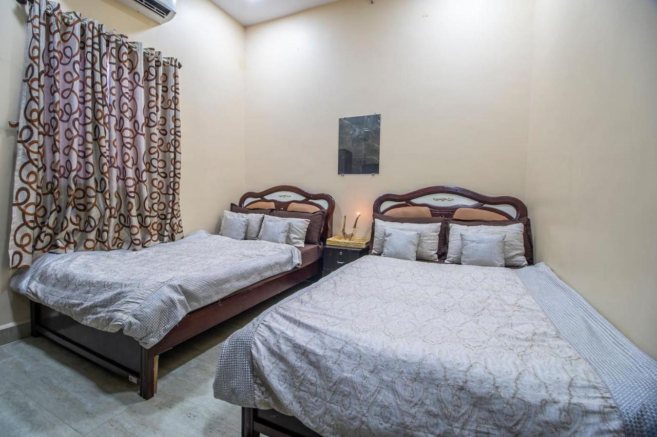 Apartment Osi Sahar Andheri East *