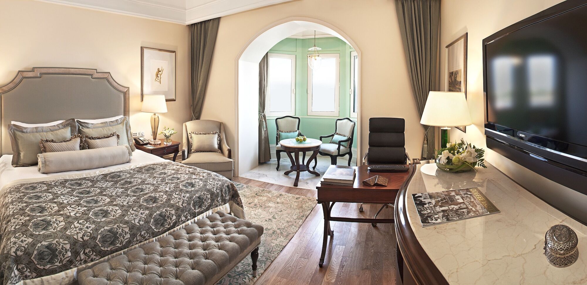 The Taj Mahal Tower, Hotel 5*