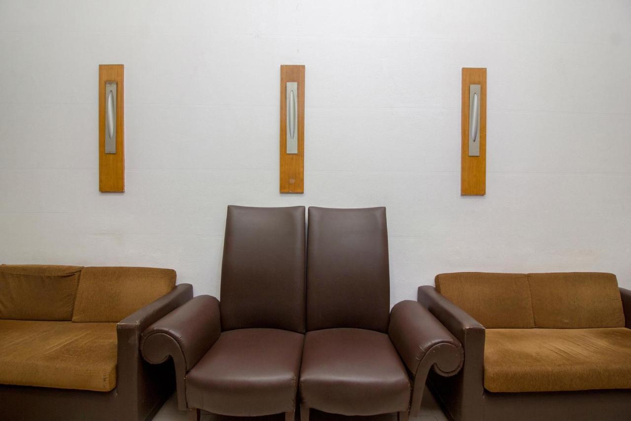 Hotel Oyo Flagship 568 Bandra Mumbai