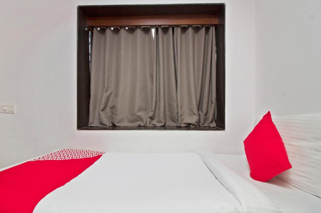 Hotel Oyo Flagship 568 Bandra Mumbai