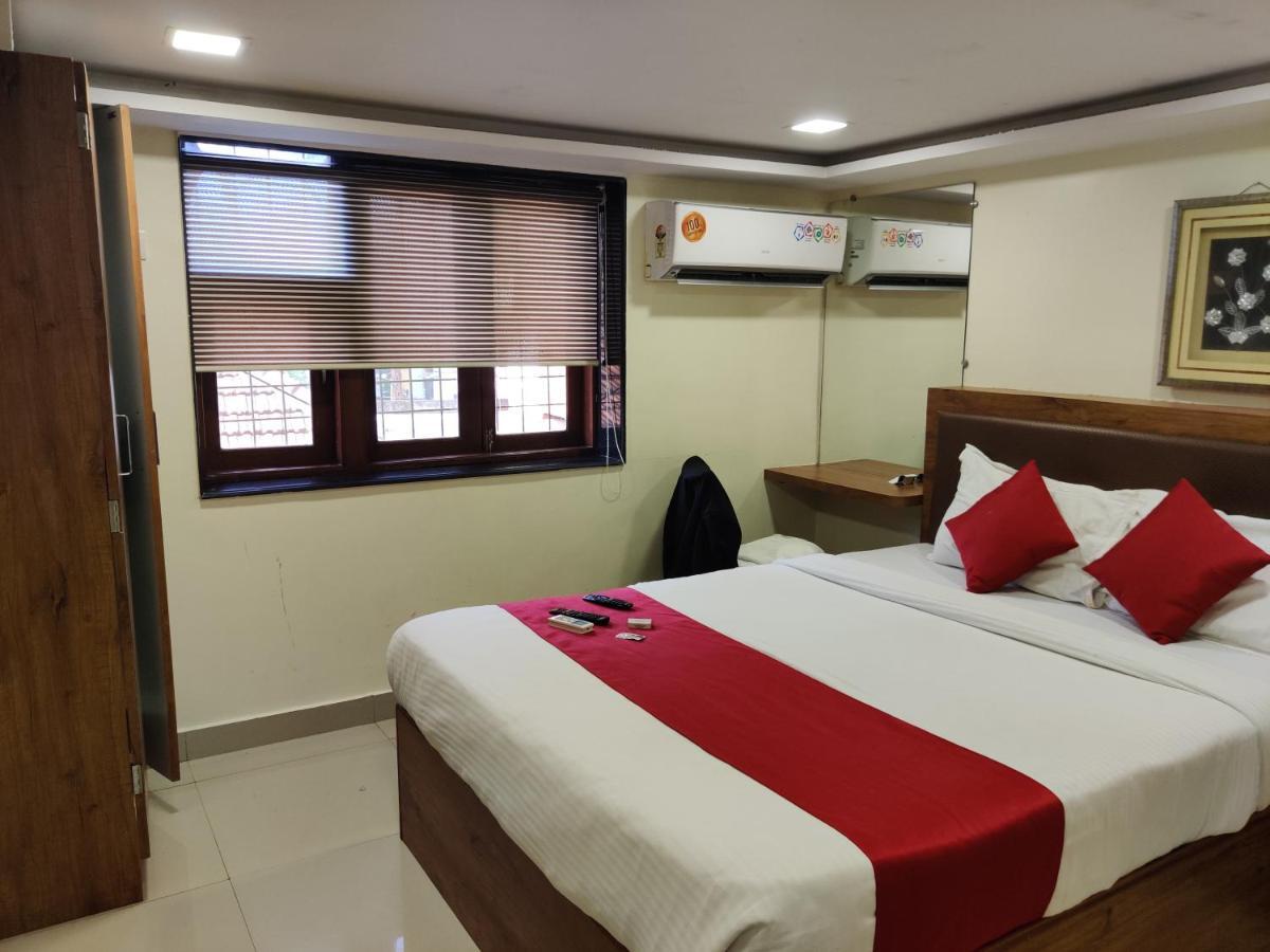 Hotel Happyland Mumbai