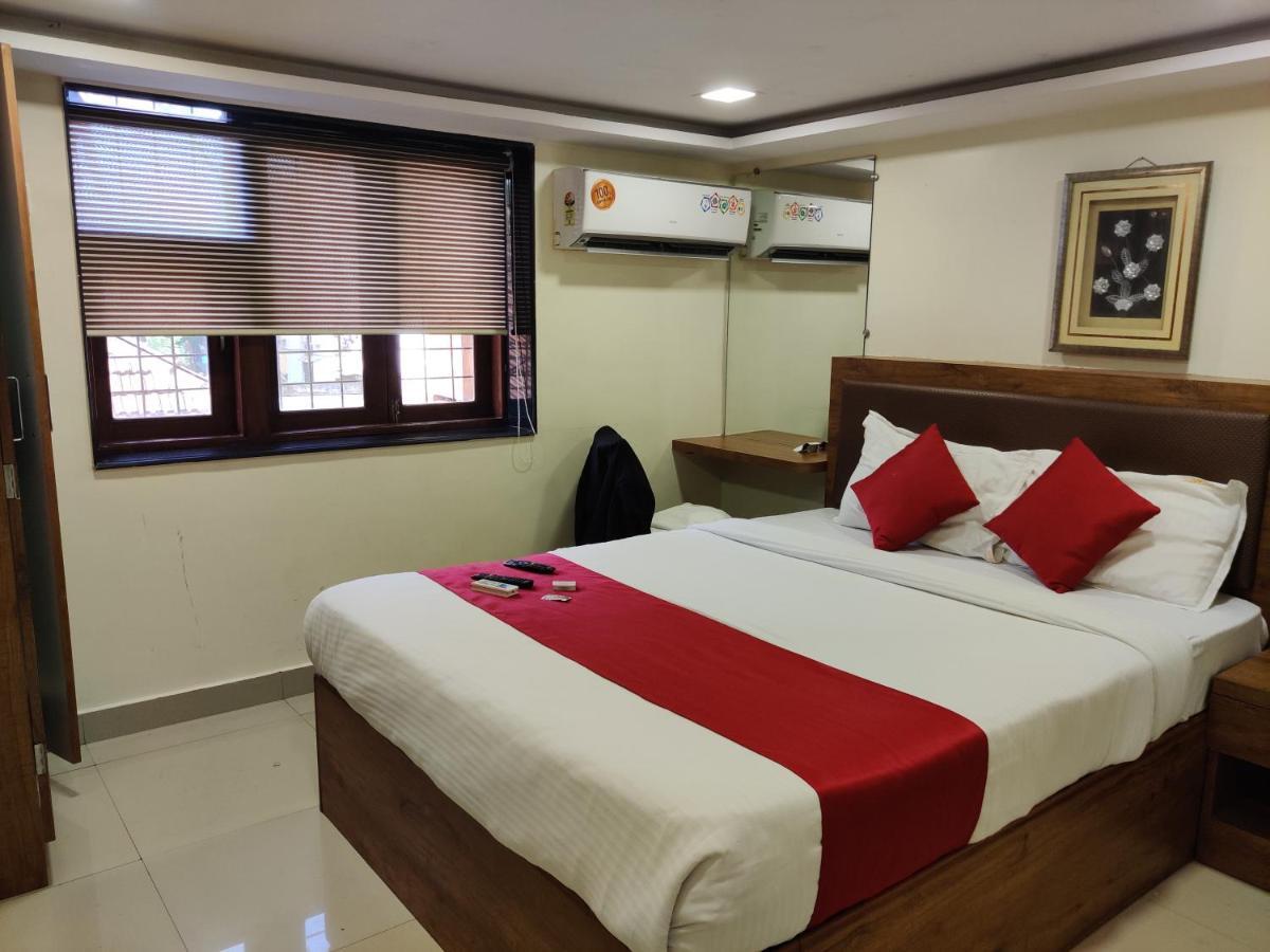 Hotel Happyland Mumbai