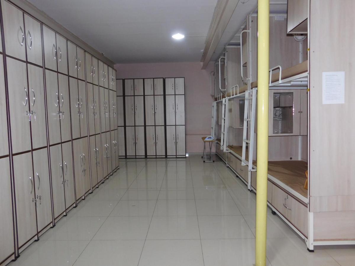 Abuzz Sakinaka Hostel *