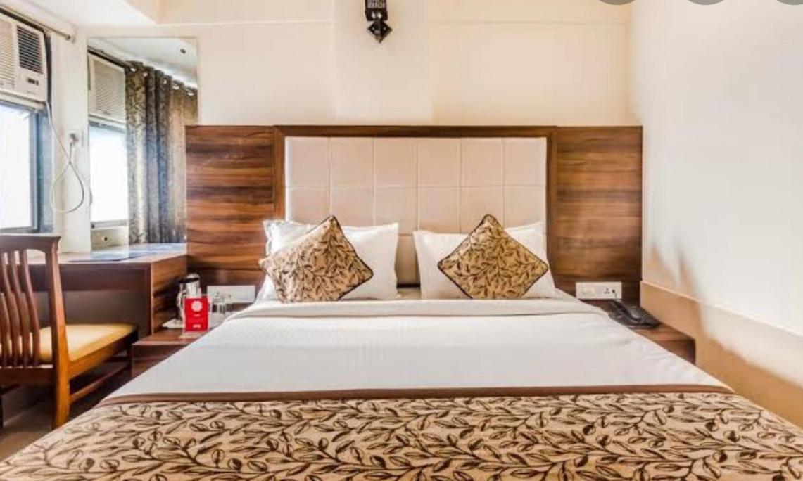 Royal Hotel 3*