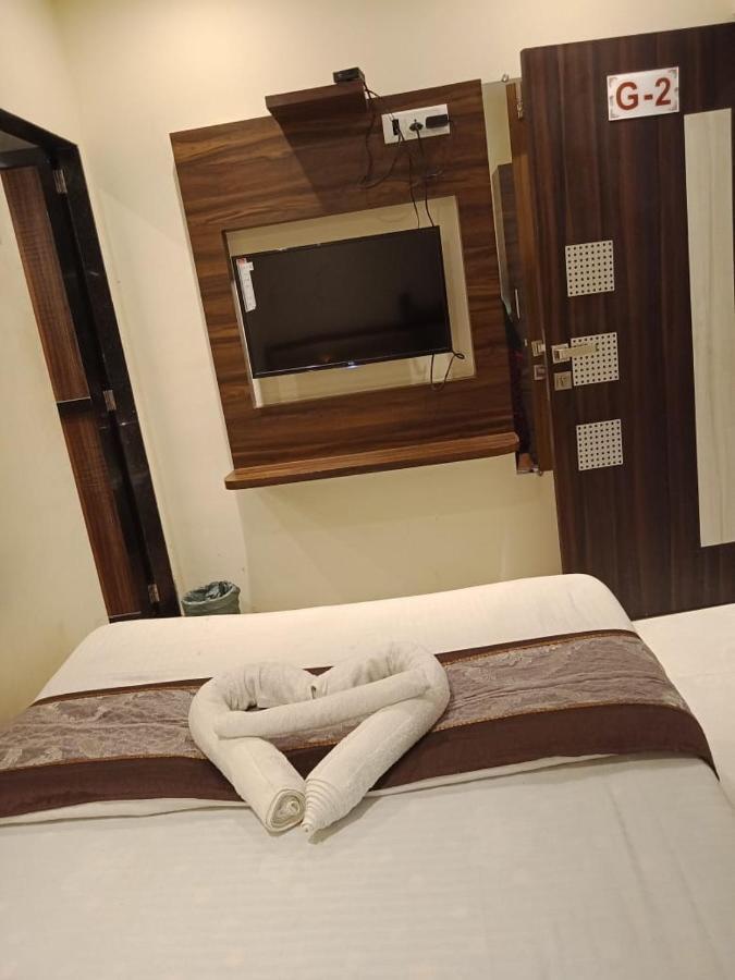 Ruby Hotel 2*