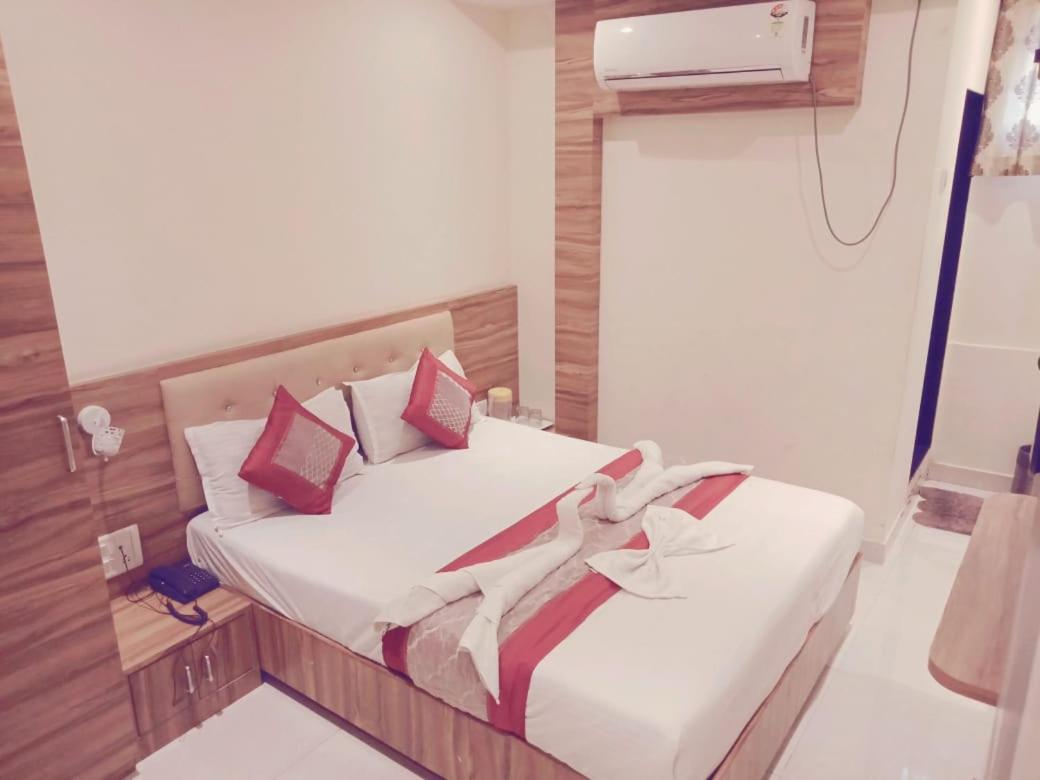 Ruby Hotel 2*
