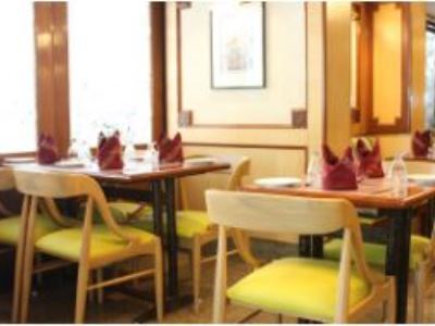 Emerald Htl And Executive Hotel