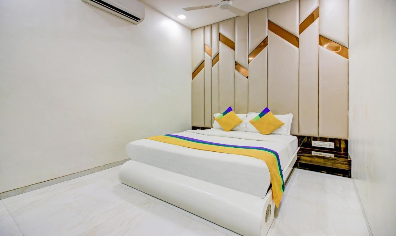 Hotel Magnet Terminal-2 3*