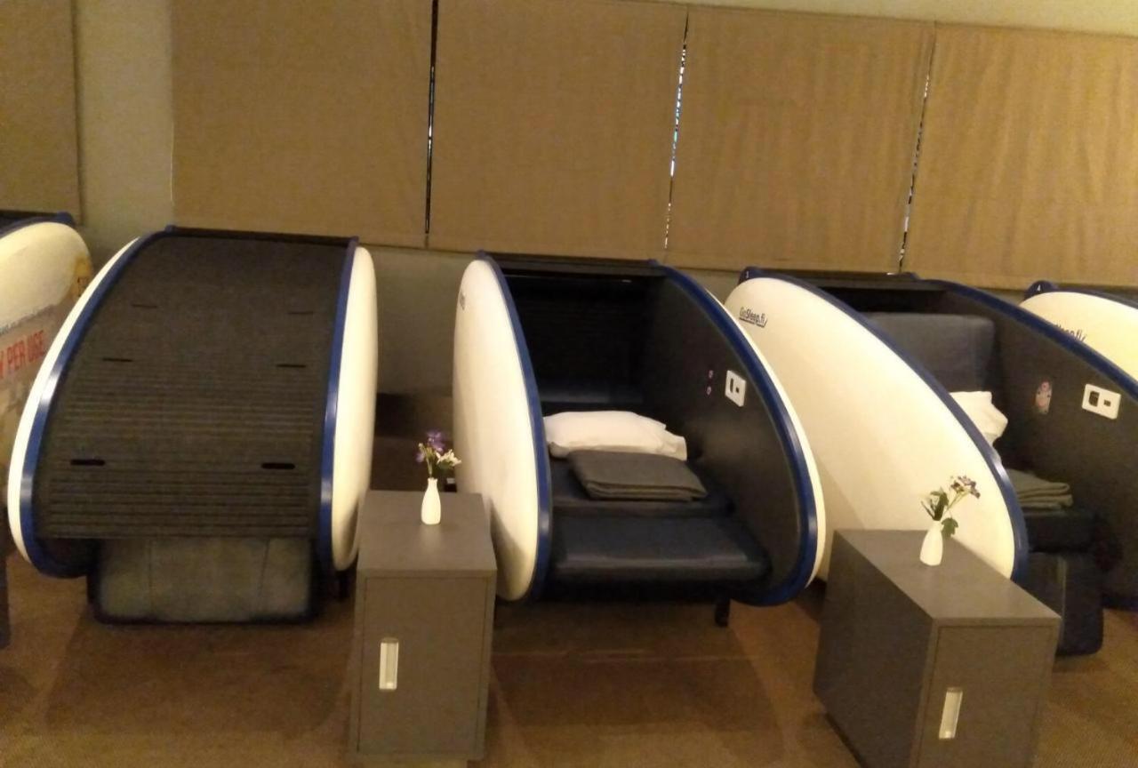 Aviserv Lounge 4* Mumbai