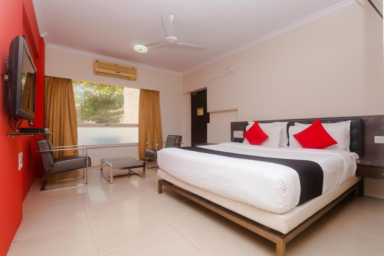 Capital O 40728 Bollywood Design Hotel 3*