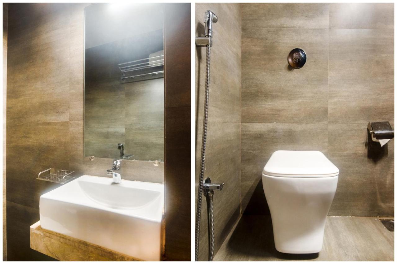 Capital O 60919 Admiral Hotel