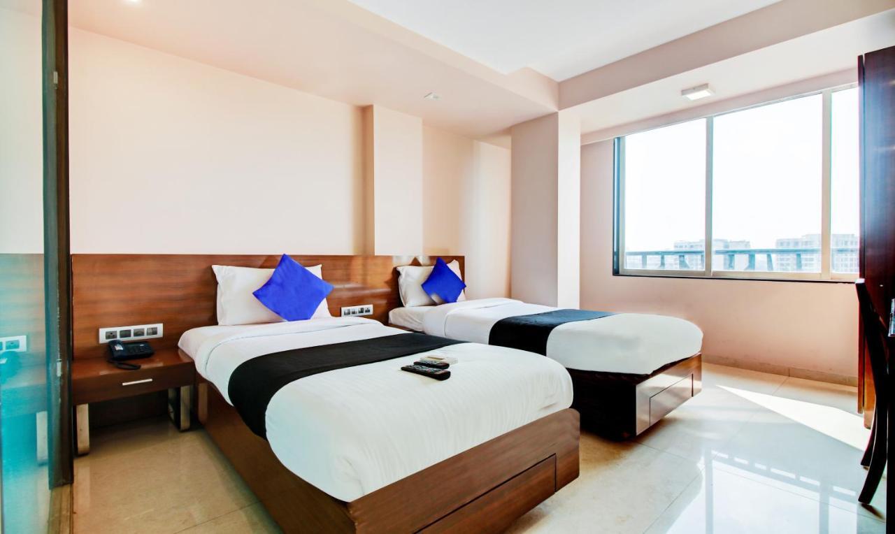 Imperial Residency Hotel 3*