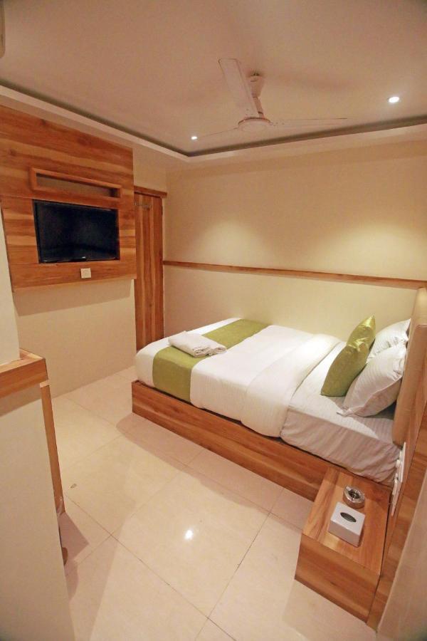 Al Madina Palace 2* Mumbai