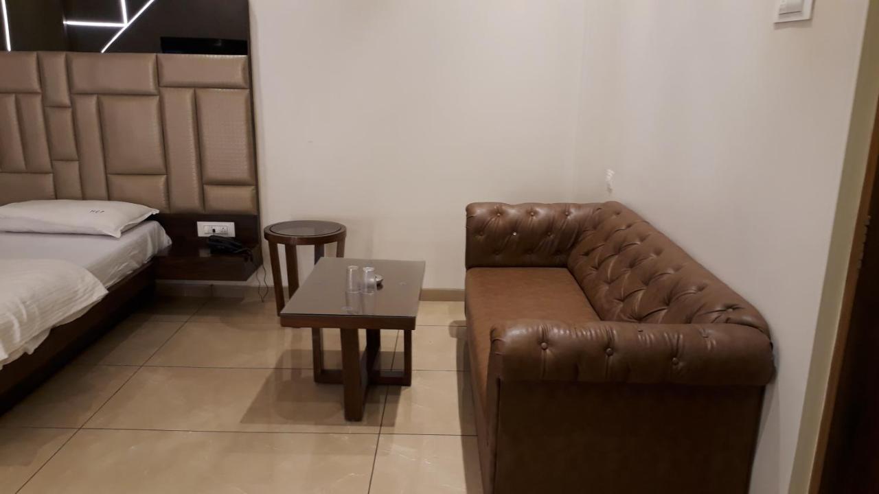 Central Park Hotel 3*