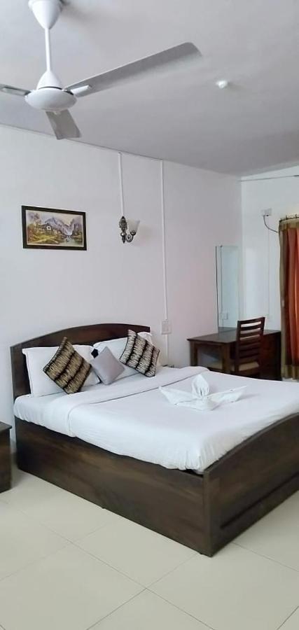 Sixth Sense Hospitality Service In Bandra Bkc * Mumbai
