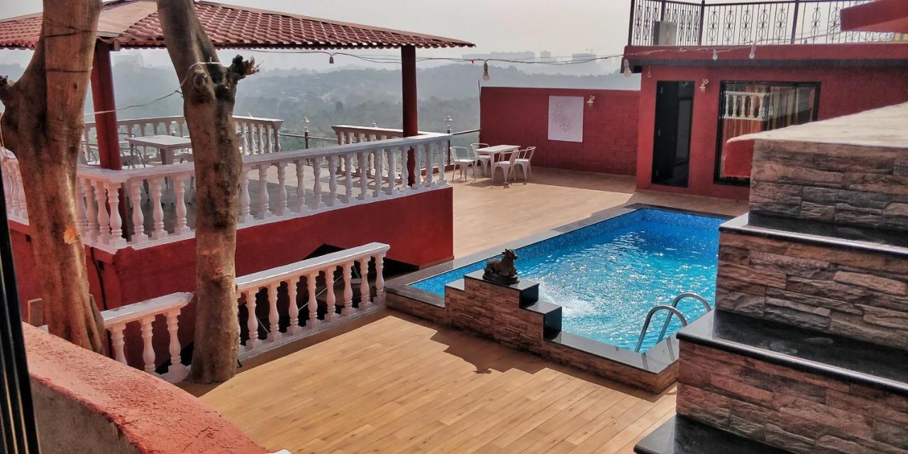 406, Dr Wade With Private Pool And Gazebo In Royal Palms