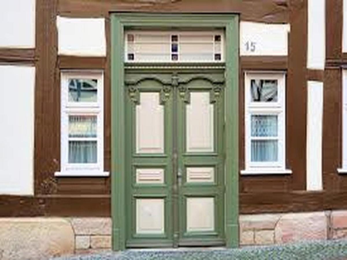 Oyo 13470 Symphony House