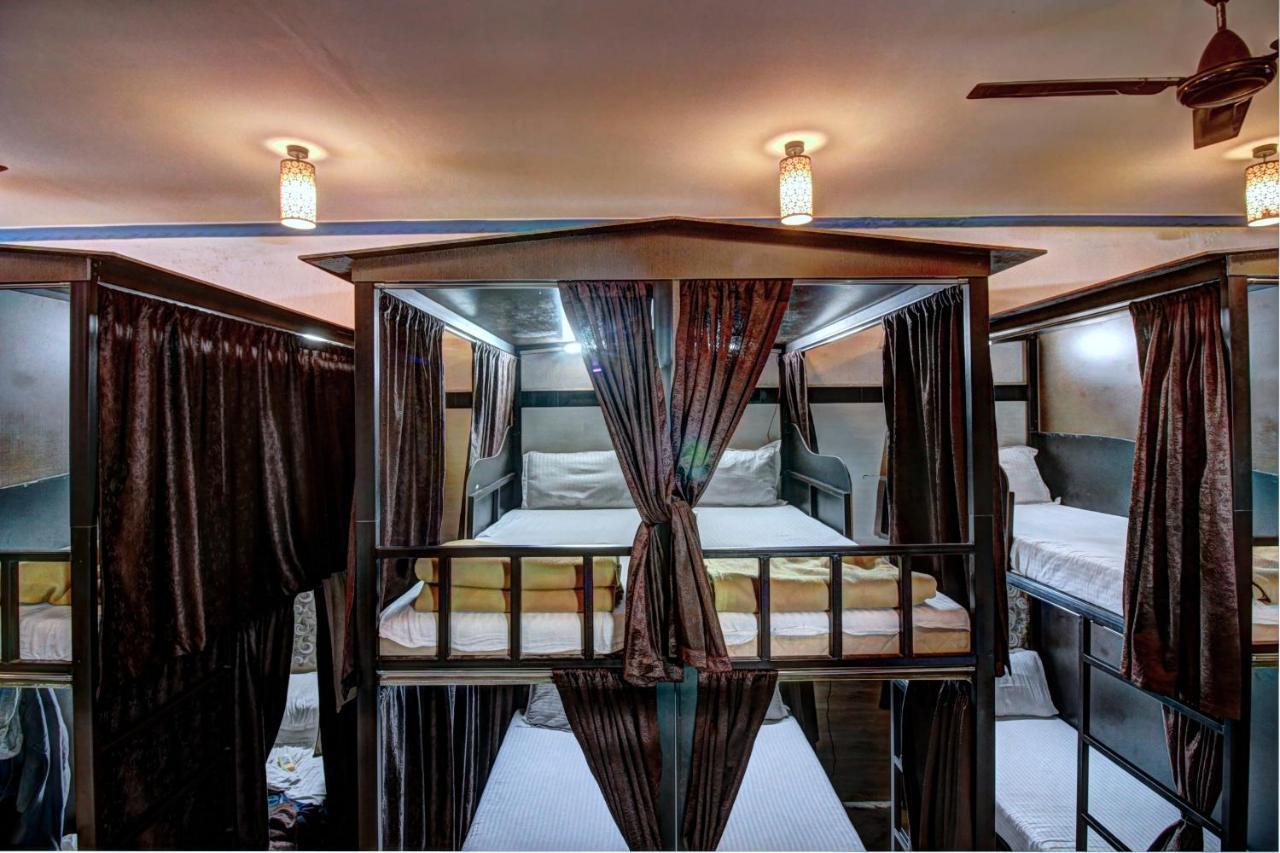 Sunshine Backpackers, Airport Hostel Mumbai