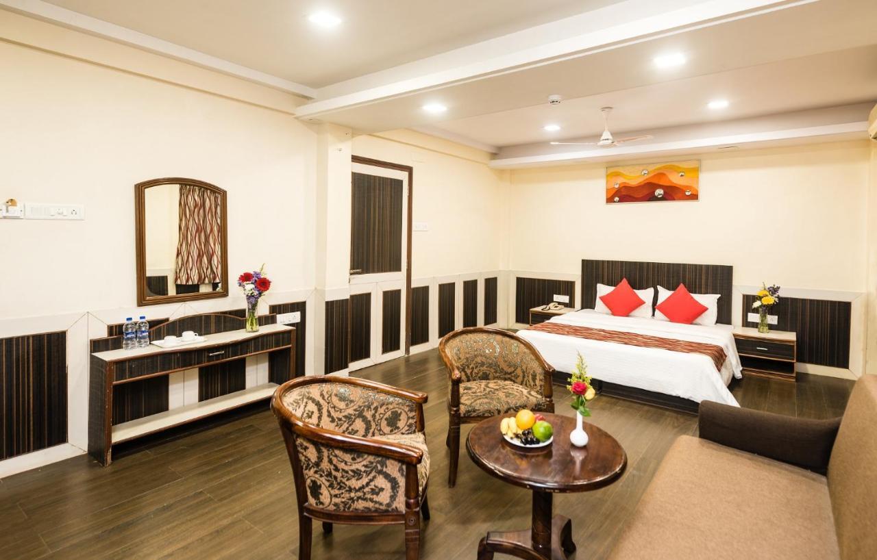 Hotel Point Dadar