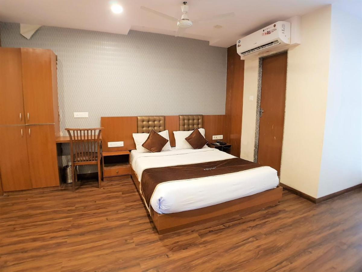 Hexa Airside Hotel