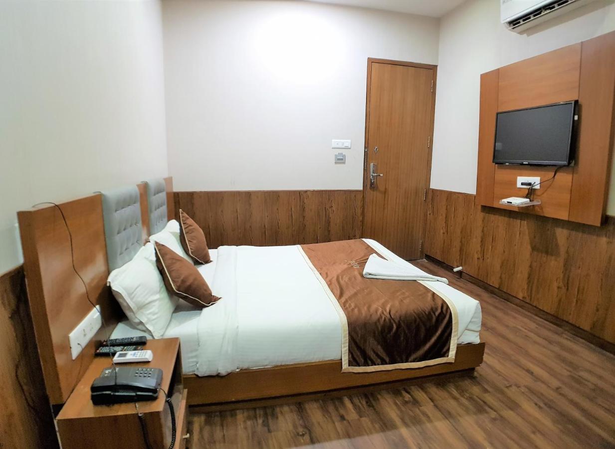 Hexa Airside Hotel