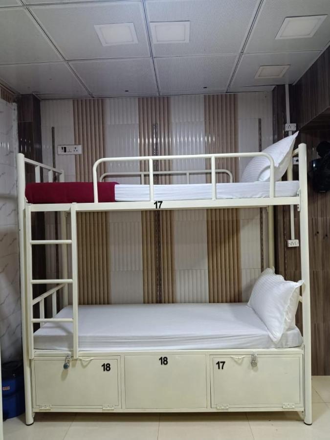 Kurla Hostel