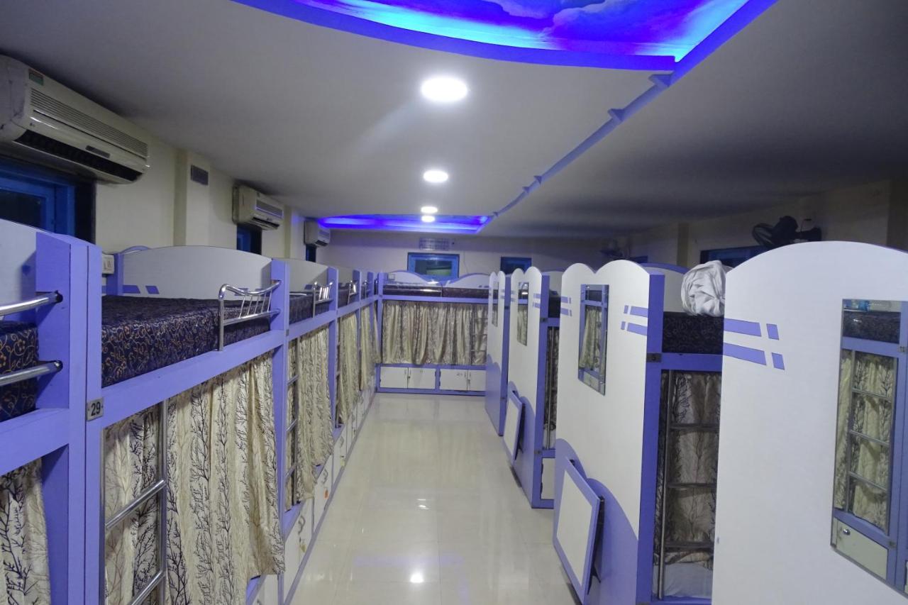 Real Rest House - Andheri East 2*